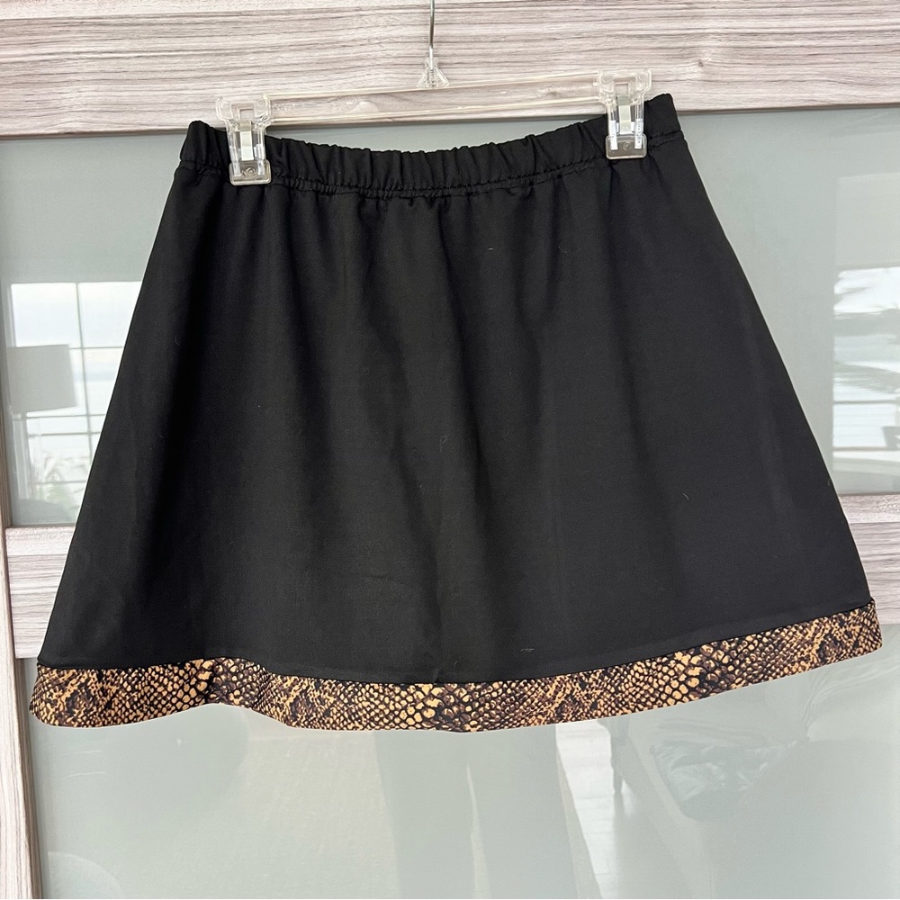 Pickleball Skirt with Snakeskin Trim